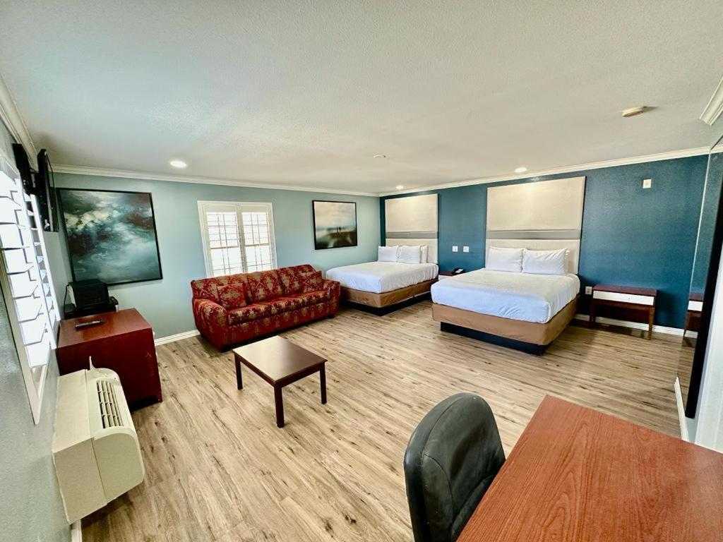 Executive Inn & Suites מגנוליה מראה חיצוני תמונה