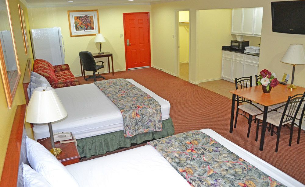Executive Inn & Suites מגנוליה מראה חיצוני תמונה